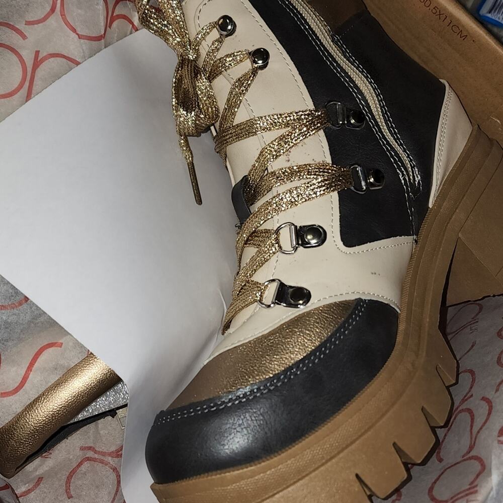 SUGAR NWT CALLING HIKER BOOTS - Picture 12 of 13